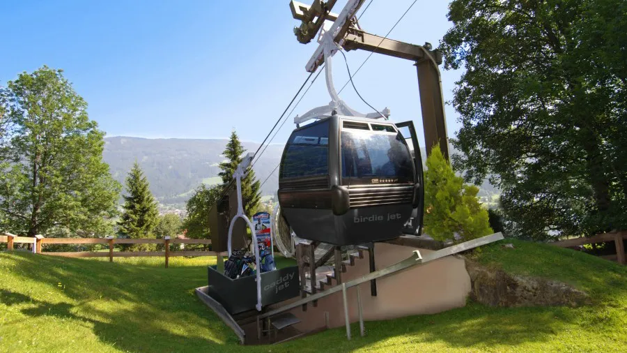 Världens enda kabinbana för golf! Boende med Austria Travel