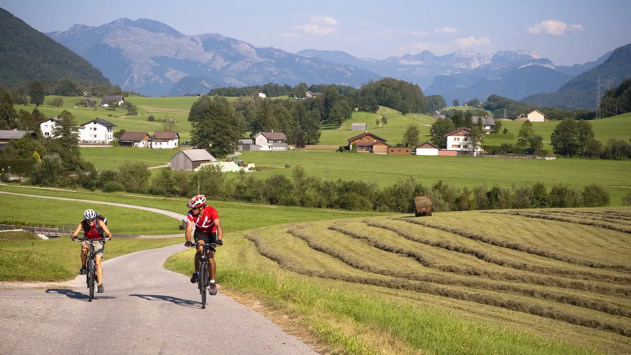 Salzkammergut Radweg - Cykling i Salzkammergut