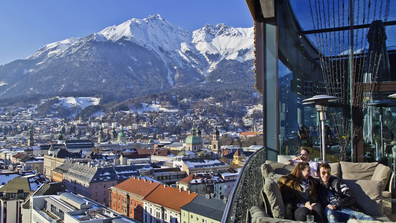 Ausblick Adlers Bar Grupp & konferens i Innsbruck - Austria Travel