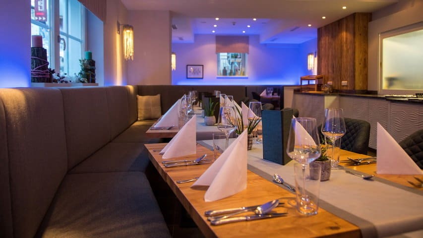 Hotel Heitzmann - Restaurang Skidsemester i Zell am See med Austria Travel - Hotel Heitzmann - Restaurang