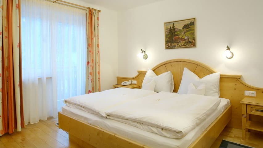 Gartenhotel Daxer - Dubbelrum Skidsemester i Zell am See med Austria Travel - Gartenhotel Daxer - Dubbelrum A