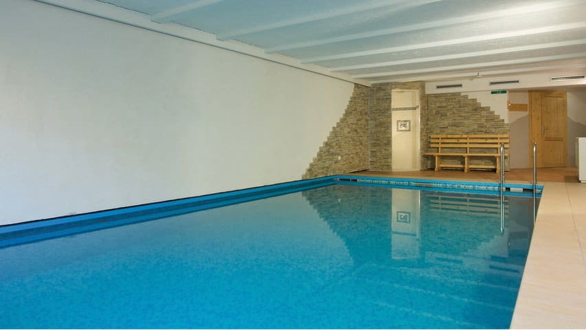 Gartenhotel Daxer - Pool Skidsemester i Zell am See med Austria Travel - Gartenhotel Daxer - Pool