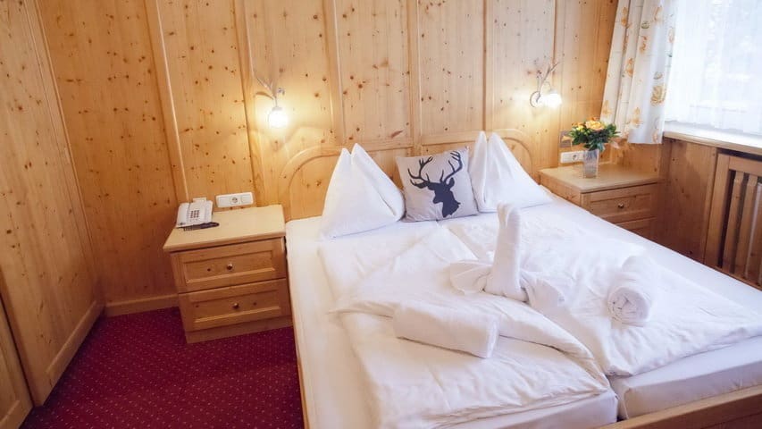 Hotel Schütthof - Dubbelrum Skidsemester i Zell am See med Austria Travel - Bo på Hotel Schütthof 6