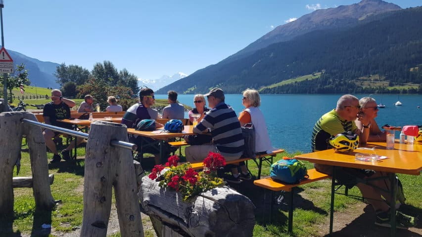 Lunch vid Reschensee © Austria Travel - Rusner