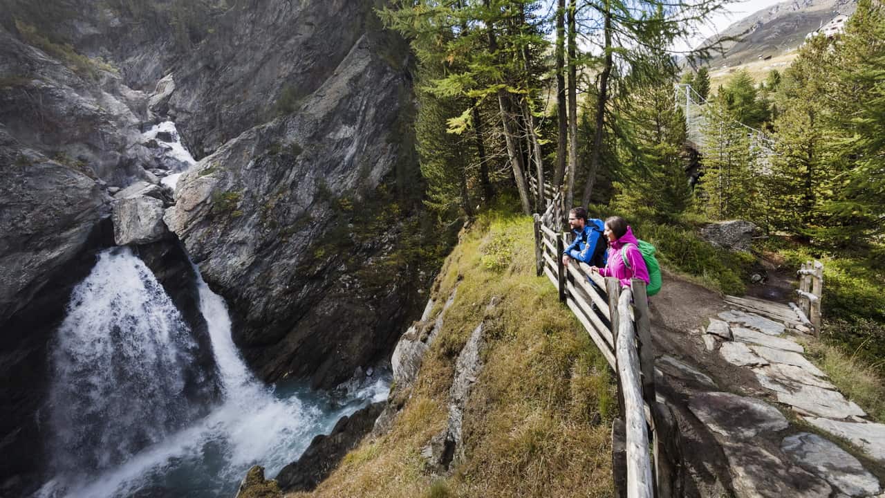vandring vattenfall nationalparken Stilfserjoch Stelvio