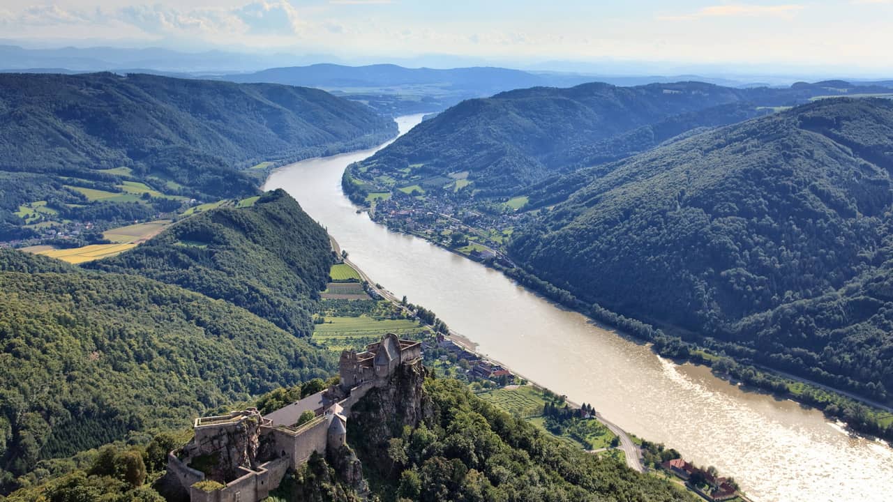 Vandring Cykla längs Donau Passau-Wien