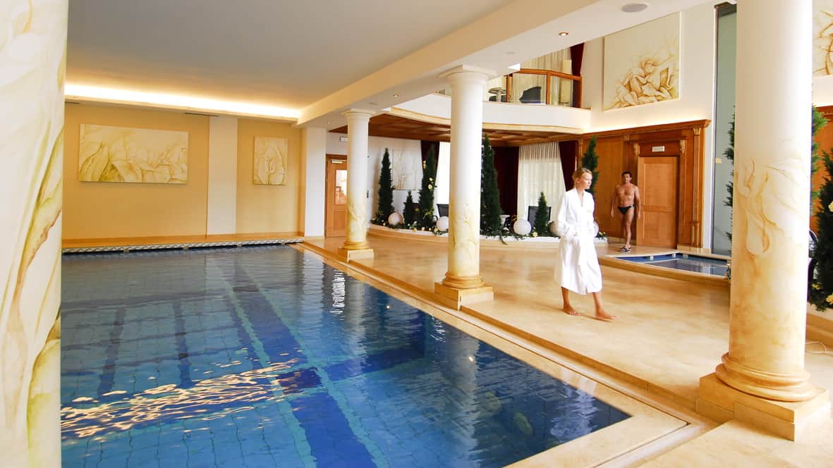 Hotel Paradies - Pool