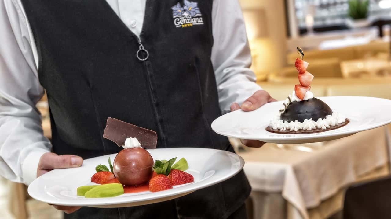 Hotel Genziana - Restaurang. Resor till Italien