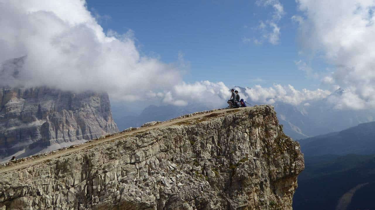 Parkettplats vid Lagazuoi Dolomiterna