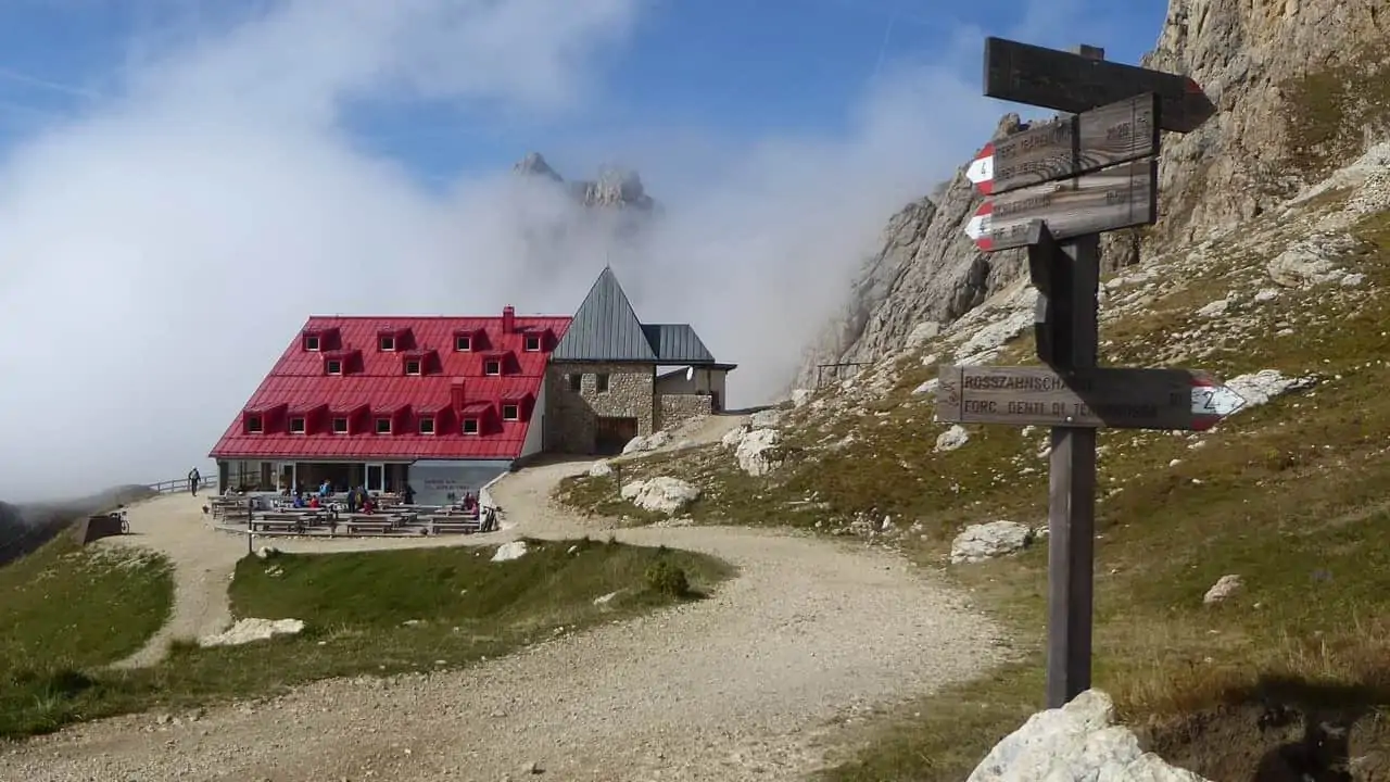 Tierser Alpl Schutzhaus - RIifugio Alpe di Tires