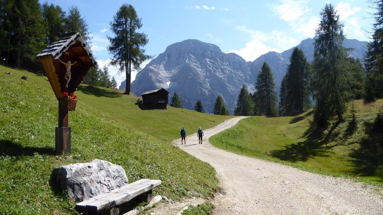 Vandrare Fanes Sennes La Val-La Valle-Wengen Crusc de Rit