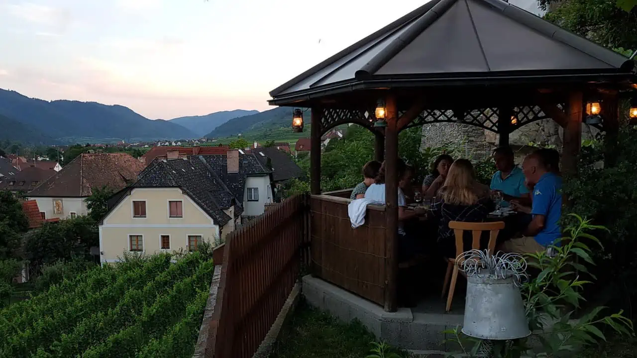 Donau vandring Wachau mat vin världsarv