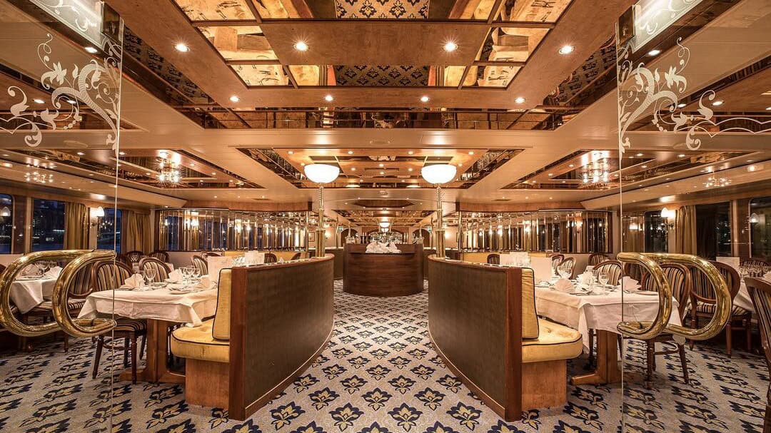 cro16 Swiss Crown - Restaurang