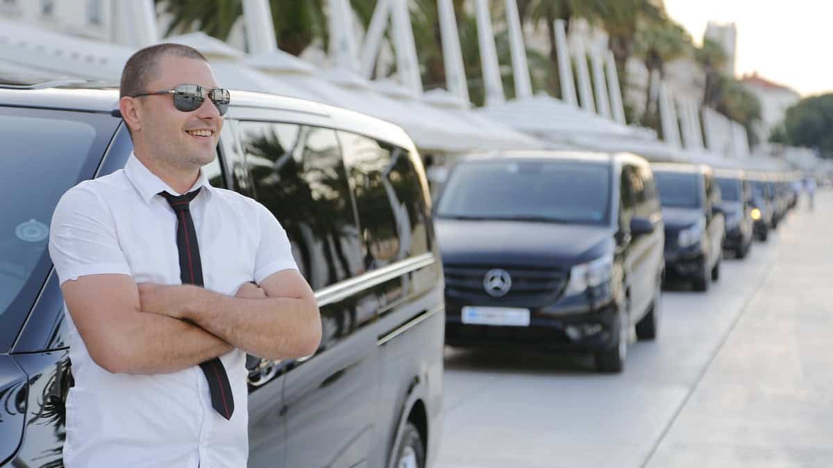 Boka transfer till ditt resmål i Alperna