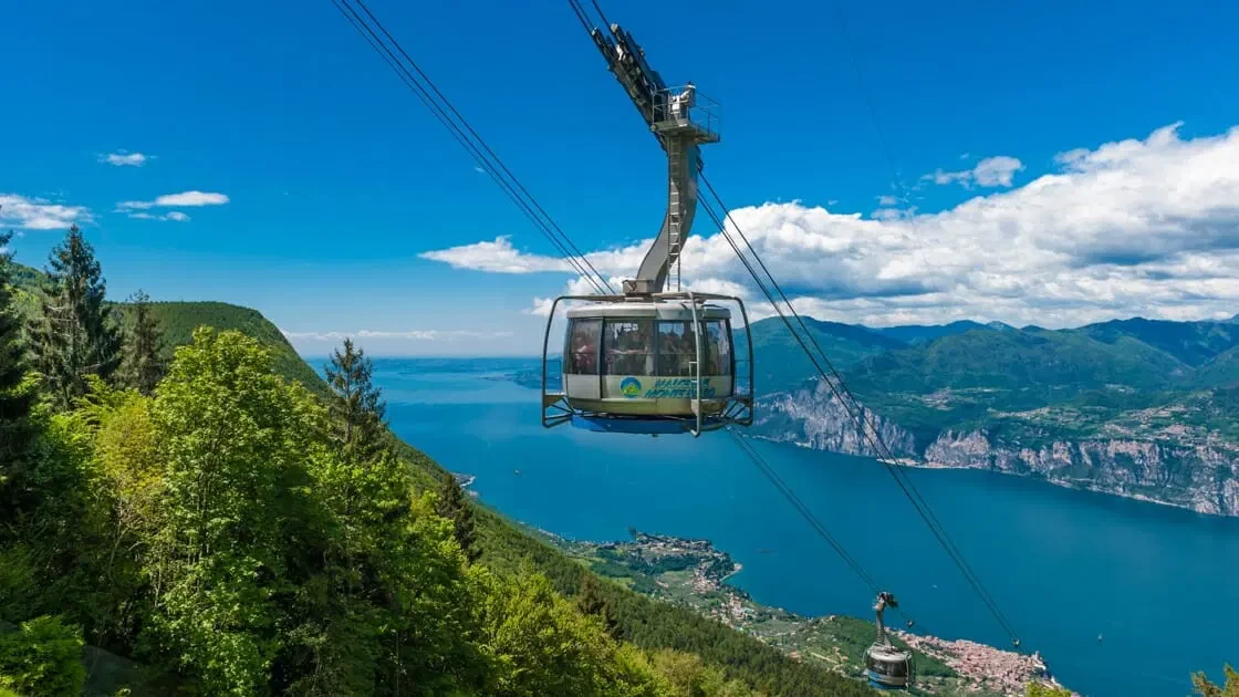 Kabinbana till Monte Baldo Gardasjön