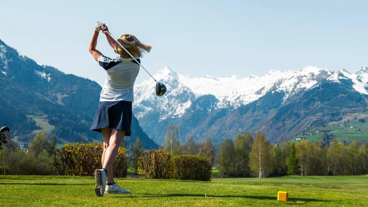 Kvinna golf Kitzsteinhorn