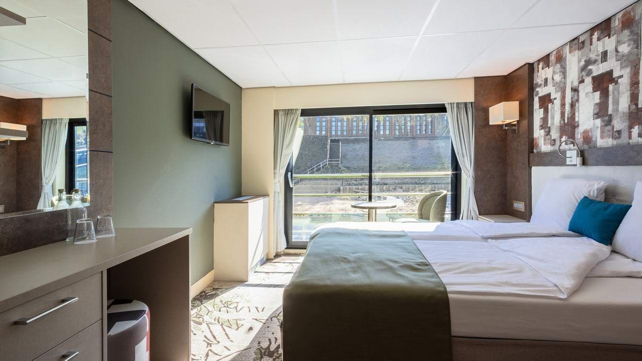 MV Lisabelle - Superiorhytt med dubbelsäng