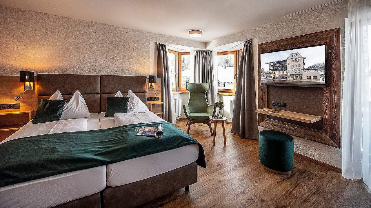 Bildspel Hotel Bergland Seefeld Dubbelrum Alpin