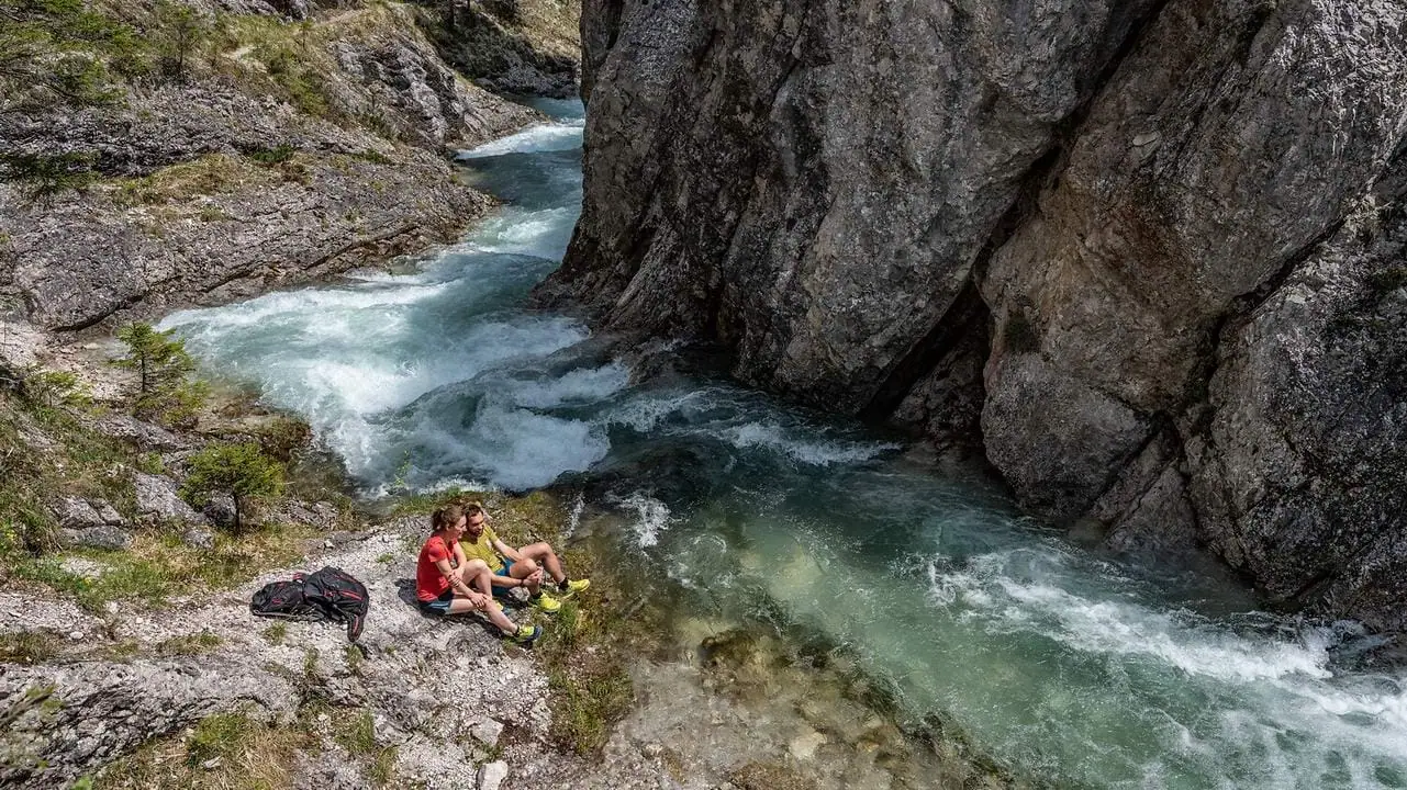 Gleirschklamm kan du besöka när du bor i Seefeld eller Leutasch
