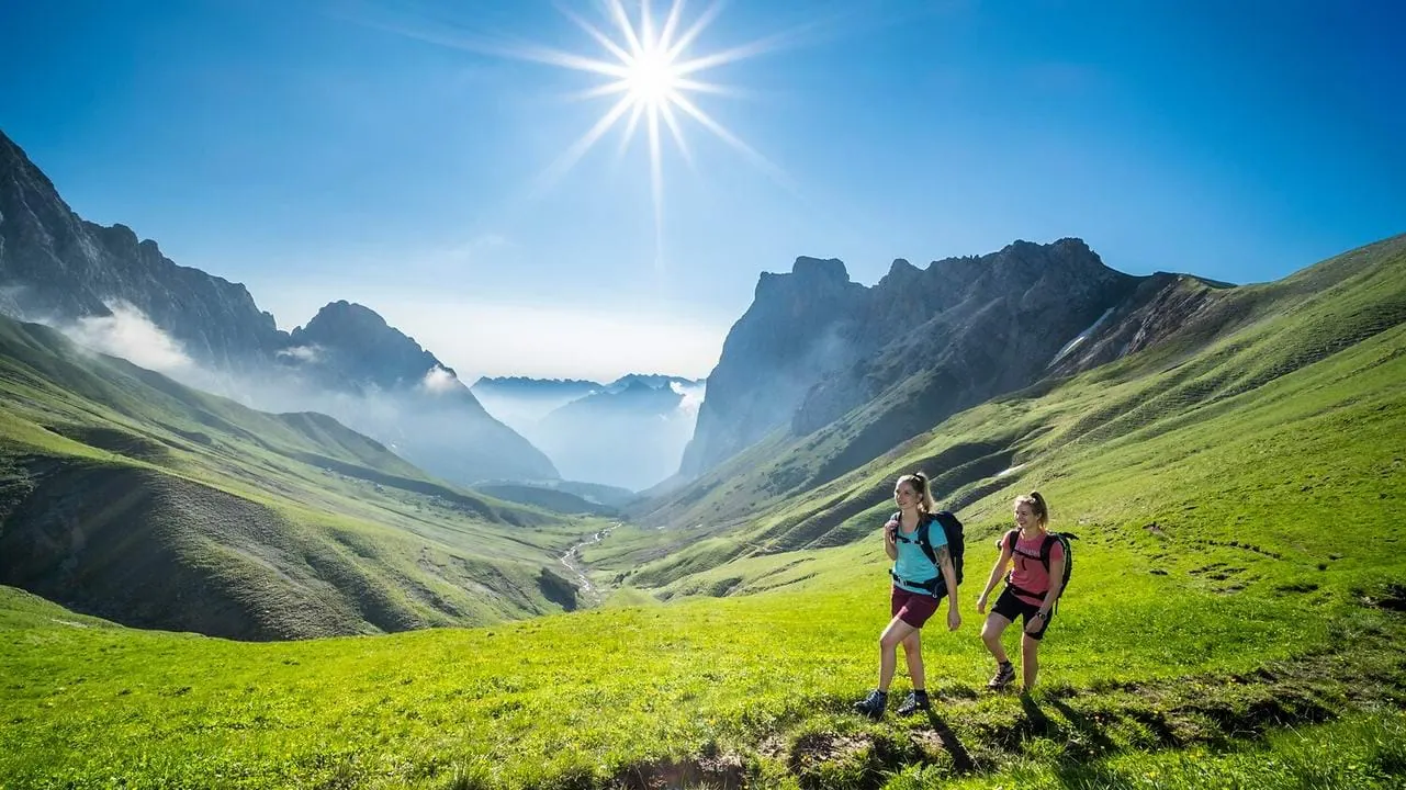 Vandring över Puitdalen vid Leutasch Region Seefeld